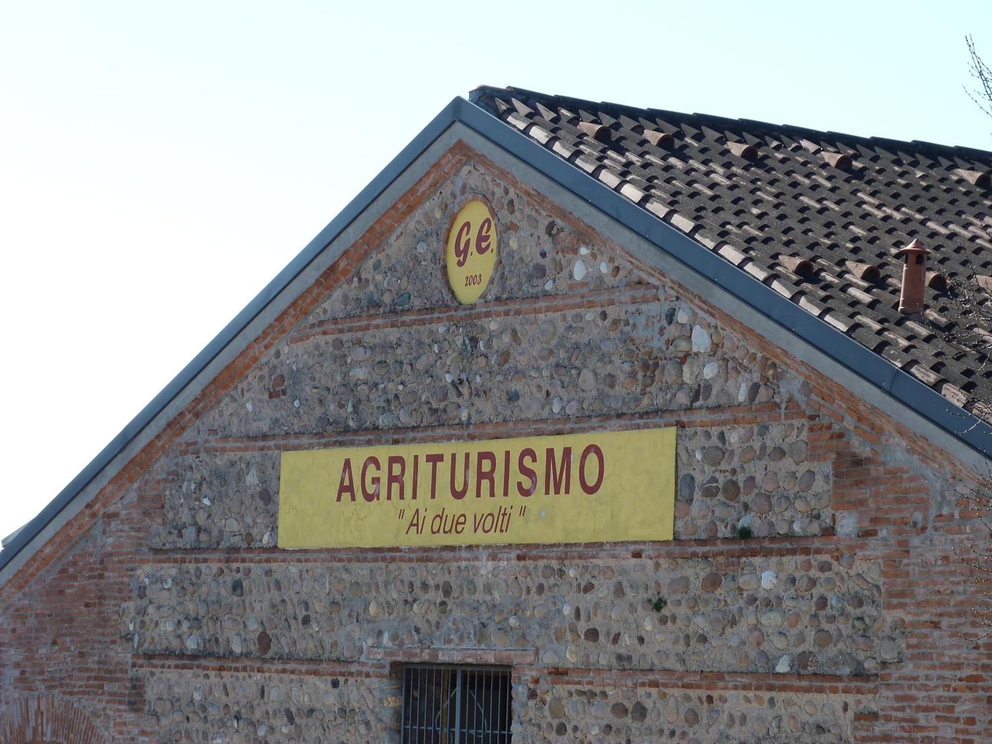 Agriturismo Ai Due Volti Доссобуоно Екстер'єр фото