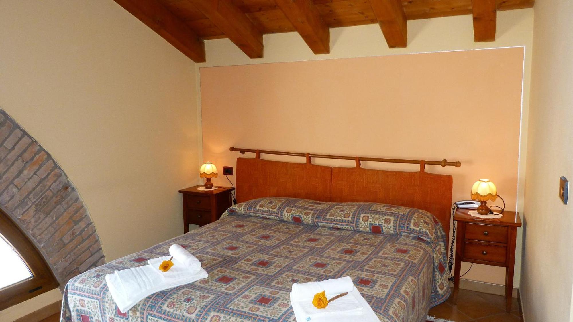 Agriturismo Ai Due Volti Доссобуоно Номер фото