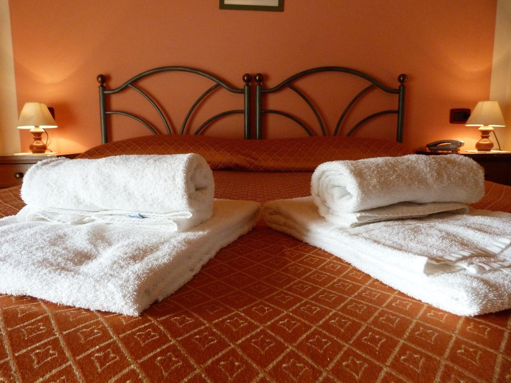 Agriturismo Ai Due Volti Доссобуоно Номер фото