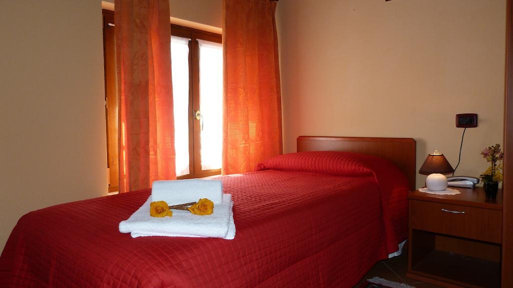 Agriturismo Ai Due Volti Доссобуоно Номер фото