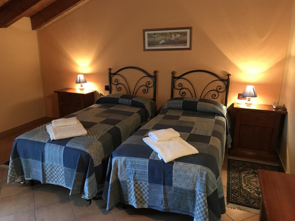 Agriturismo Ai Due Volti Доссобуоно Екстер'єр фото
